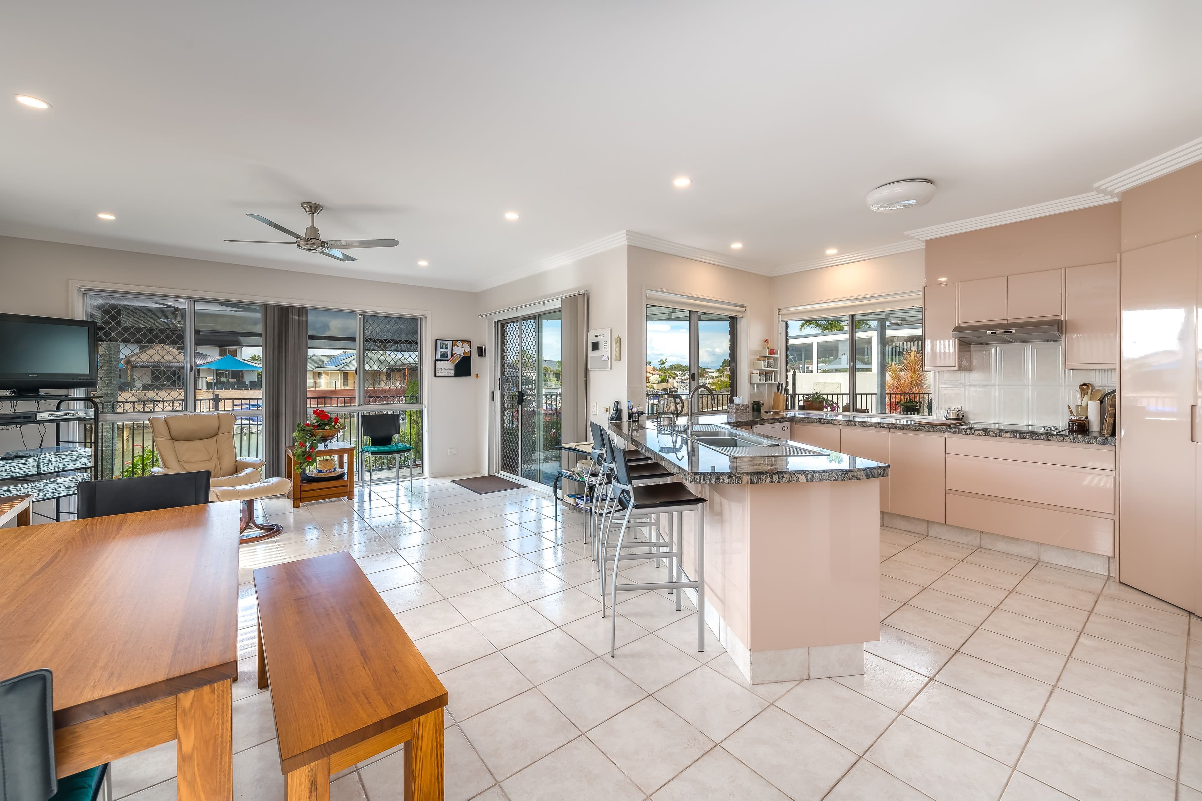 10 Saltbreeze Court, Runaway Bay QLD 4216, Runaway Bay - Thumbnail 7