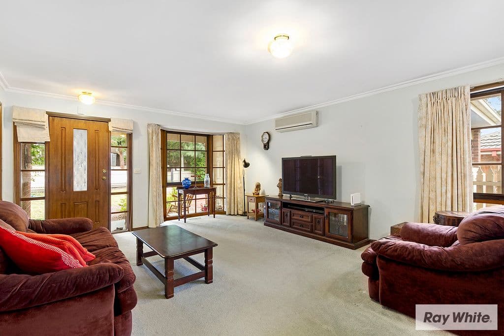 32 NORMAN Road, Croydon VIC 3136, Croydon - Thumbnail 2