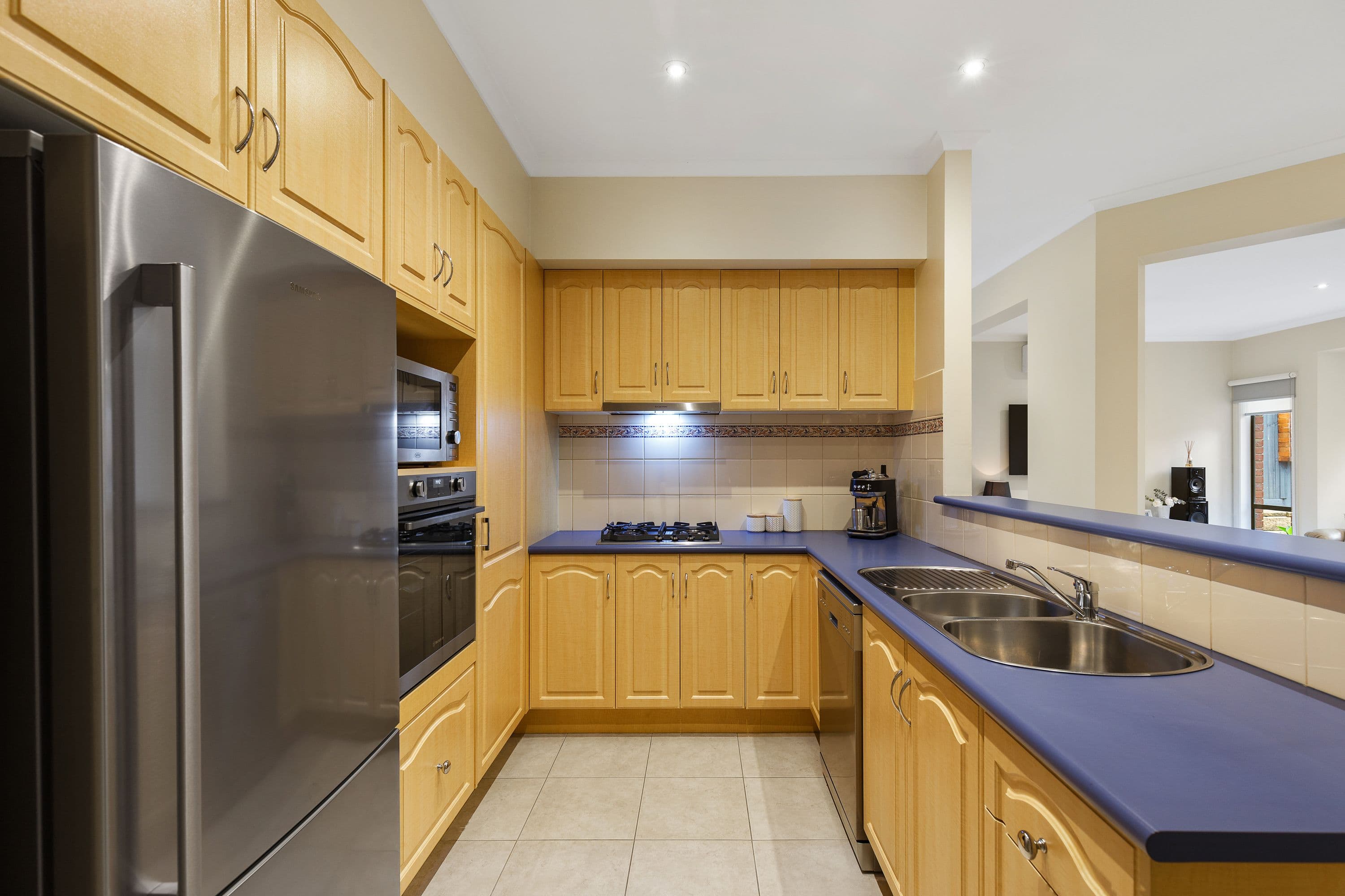 8 Willunga Way, Bundoora VIC 3083, Bundoora - Thumbnail 2