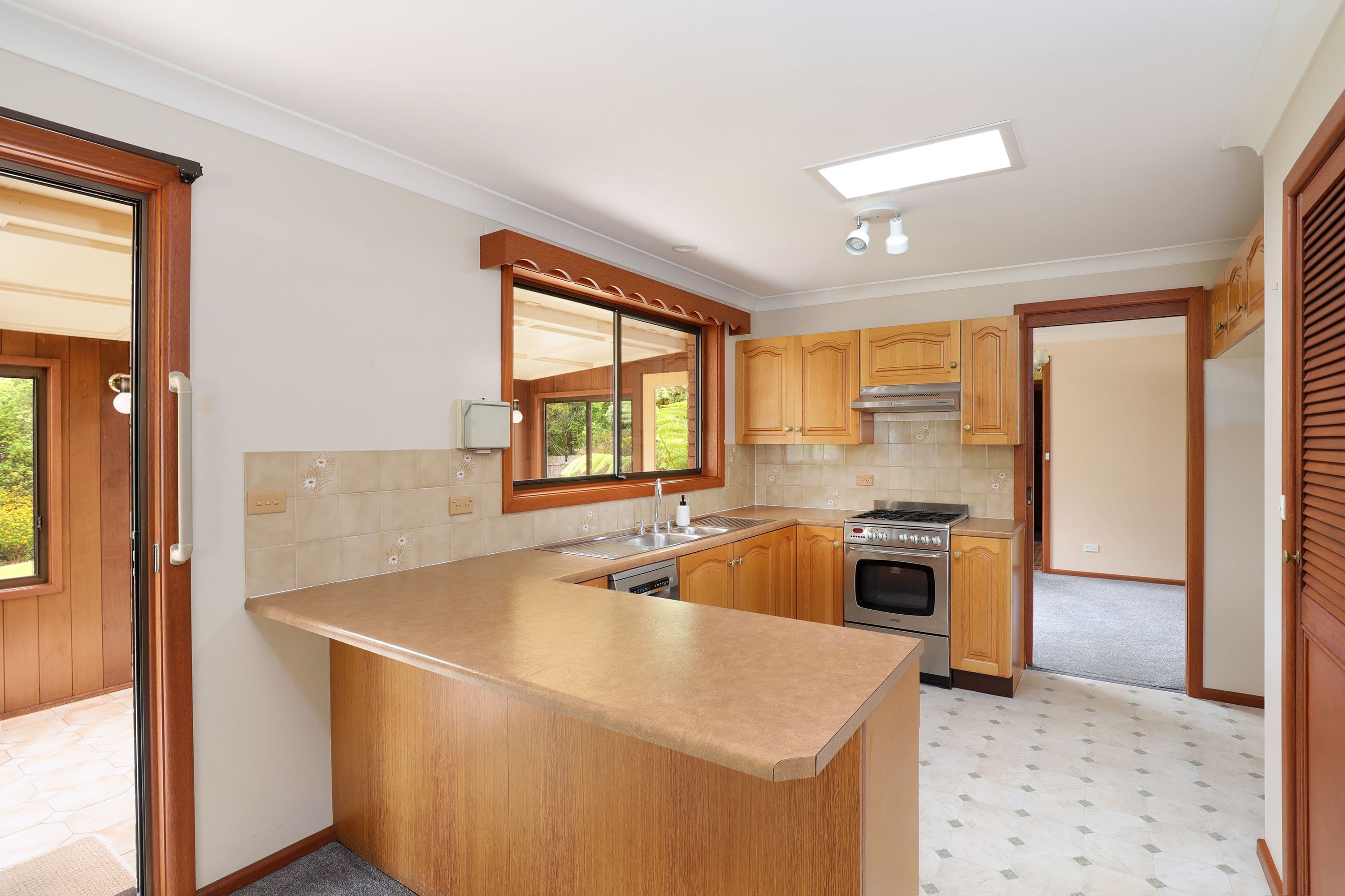 115 Hat Hill Road, Blackheath NSW 2785, Blackheath - Thumbnail 4