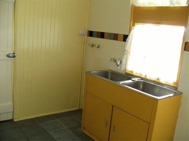 208 Lower Mountain Road, DUNDOWRAN QLD 4655, Dundowran - Thumbnail 8