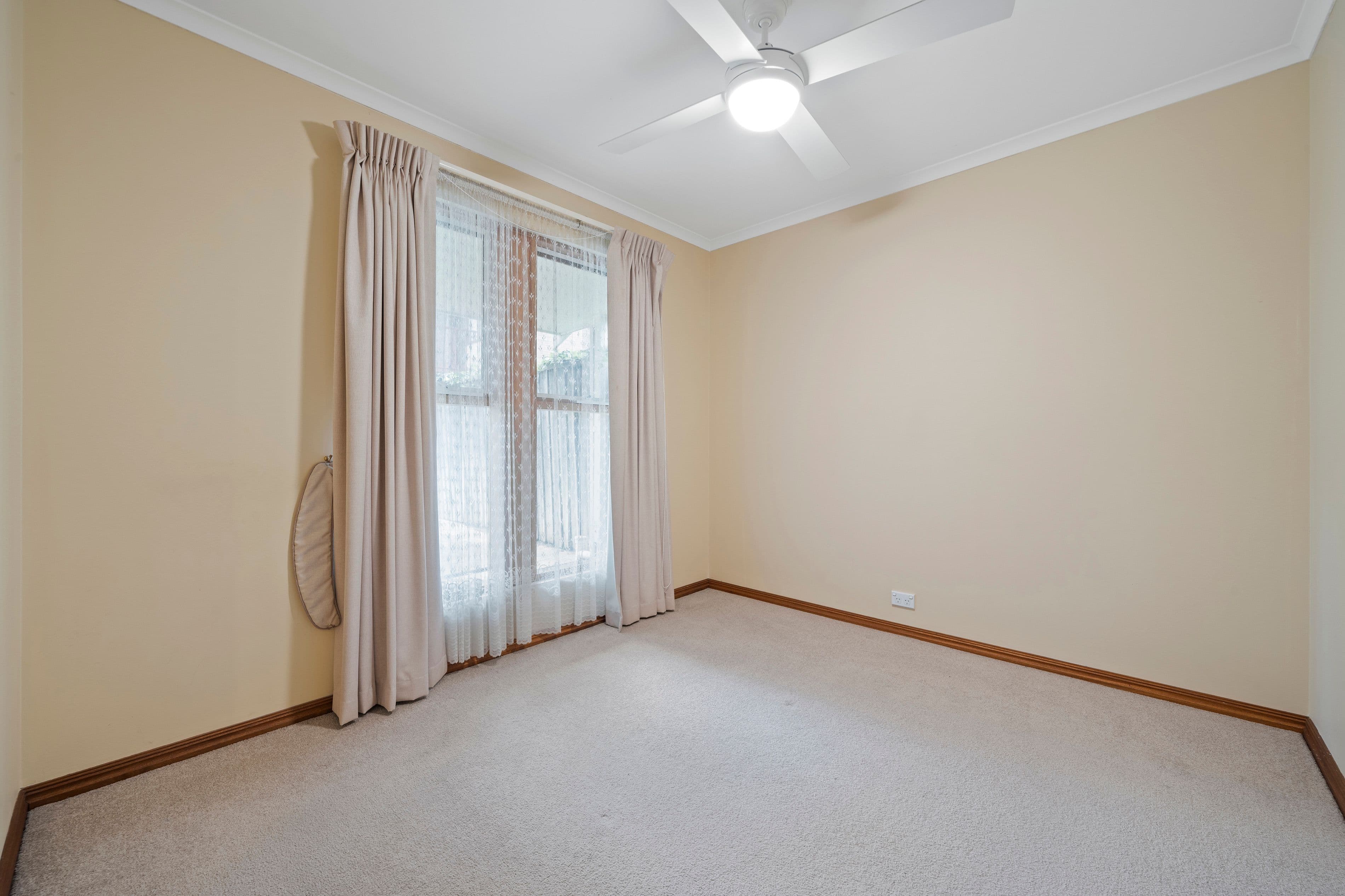 13 Jacaranda Grove, Oaklands Park SA 5046, Oaklands Park - Thumbnail 5