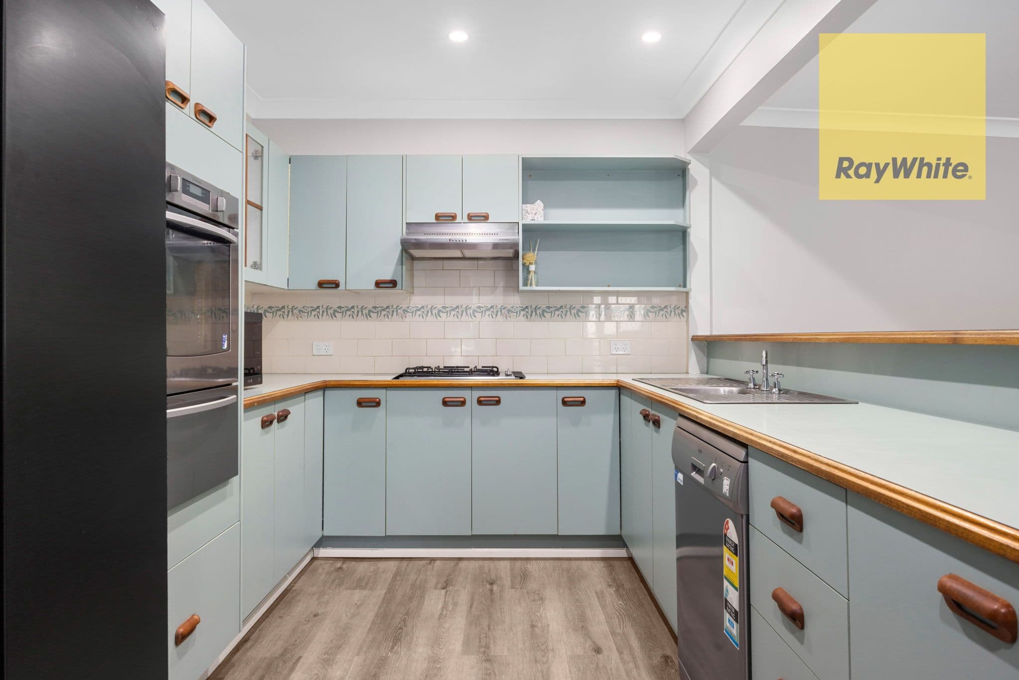 1 Dovetail Walk, Tarneit VIC 3029, Tarneit - Thumbnail 2