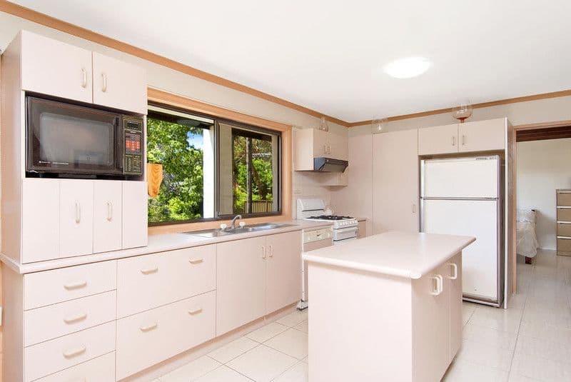 10 Old Farm Road, HELENSBURGH NSW 2508, Helensburgh - Thumbnail 2