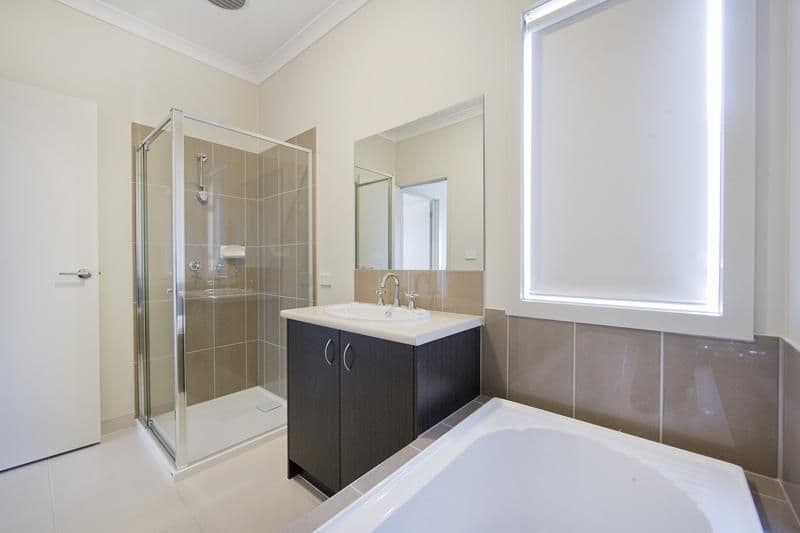 132 Yuruga Boulevard, POINT COOK VIC 3030, Point Cook - Thumbnail 3