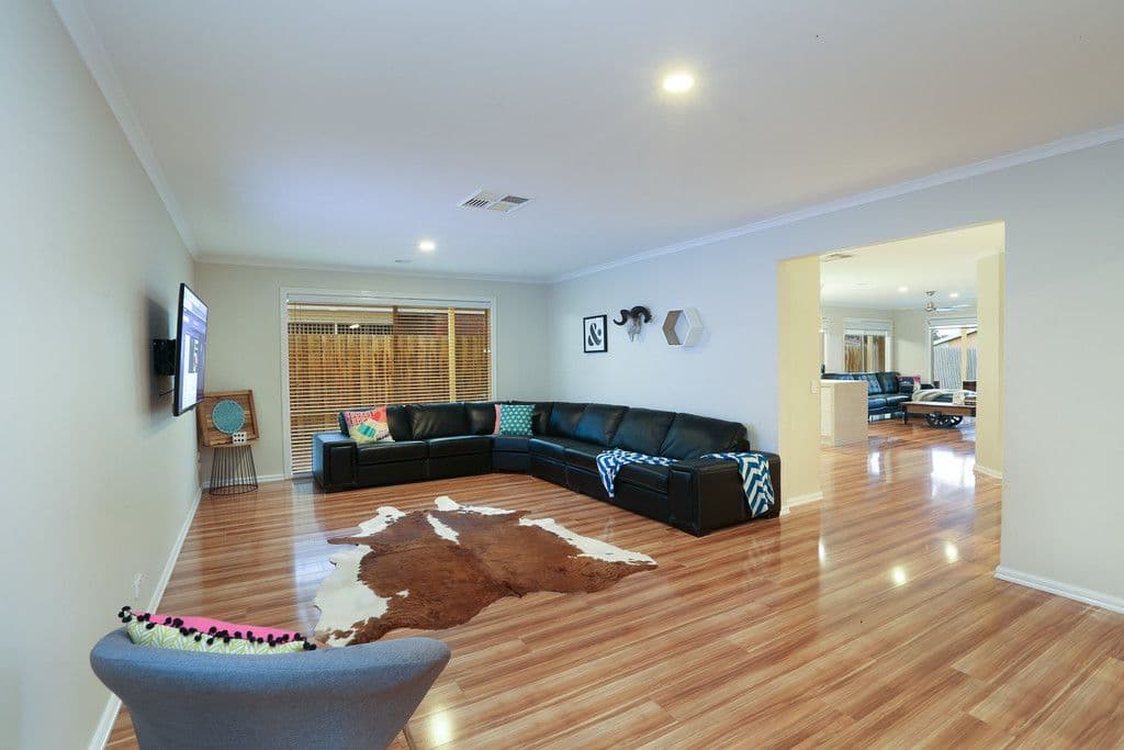 52 Streeton Close, Corio VIC 3214, Corio - Thumbnail 3
