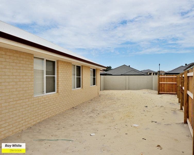 11 Castlefern Street, ELLENBROOK WA 6069, Ellenbrook - Thumbnail 4