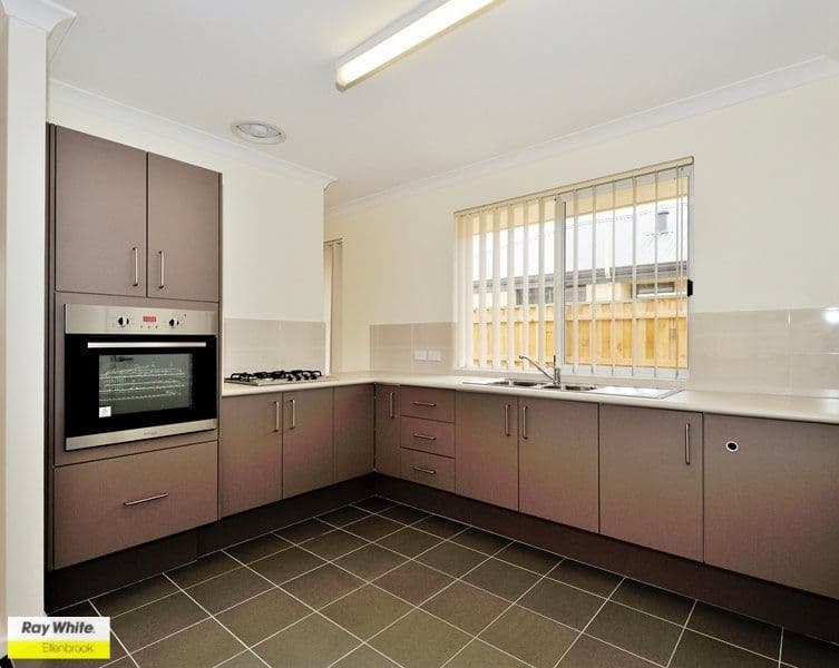 11 Castlefern Street, ELLENBROOK WA 6069, Ellenbrook - Thumbnail 6