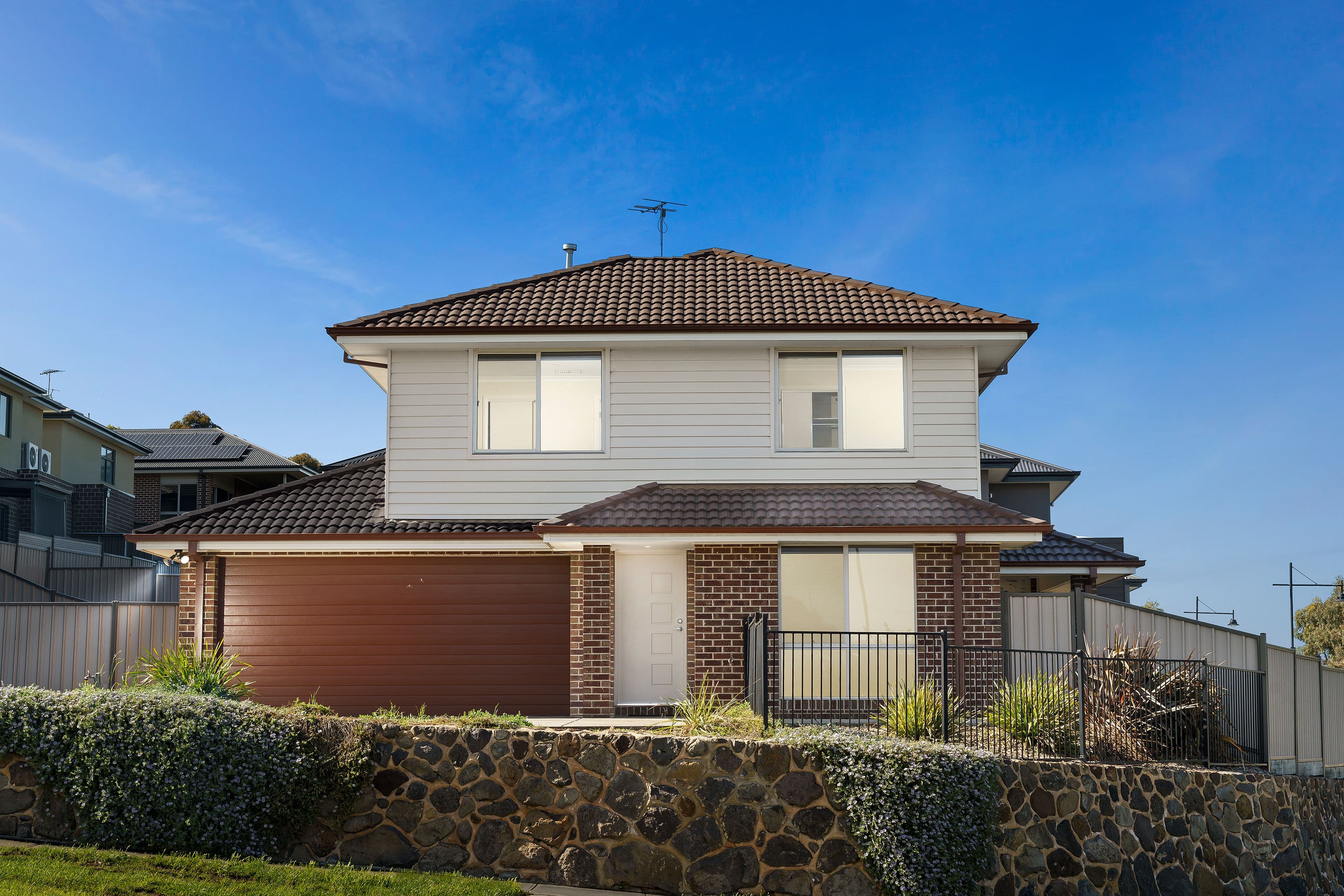 101 Belleview Drive, Sunbury VIC 3429, Sunbury - Thumbnail 2