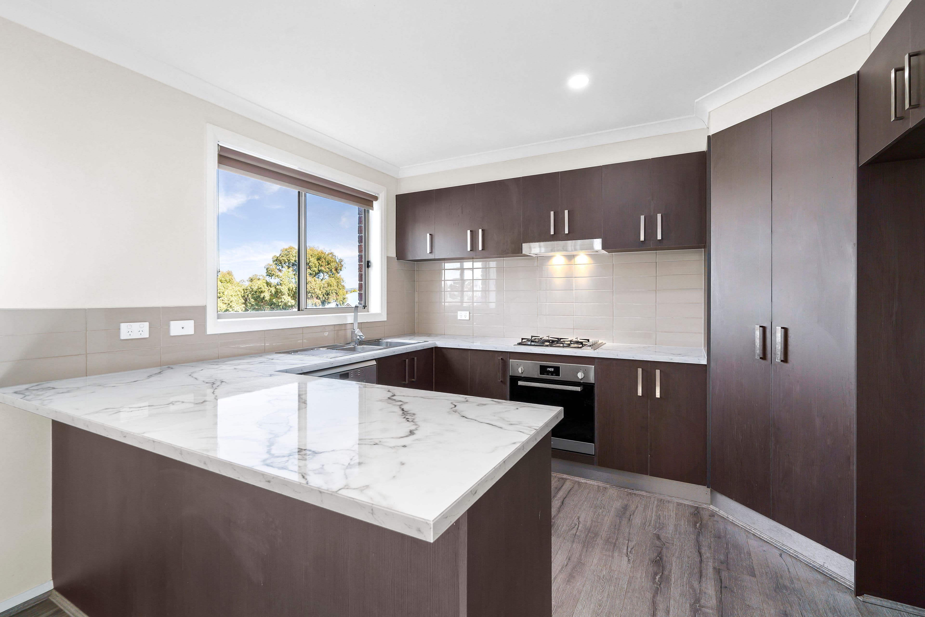 101 Belleview Drive, Sunbury VIC 3429, Sunbury - Thumbnail 3