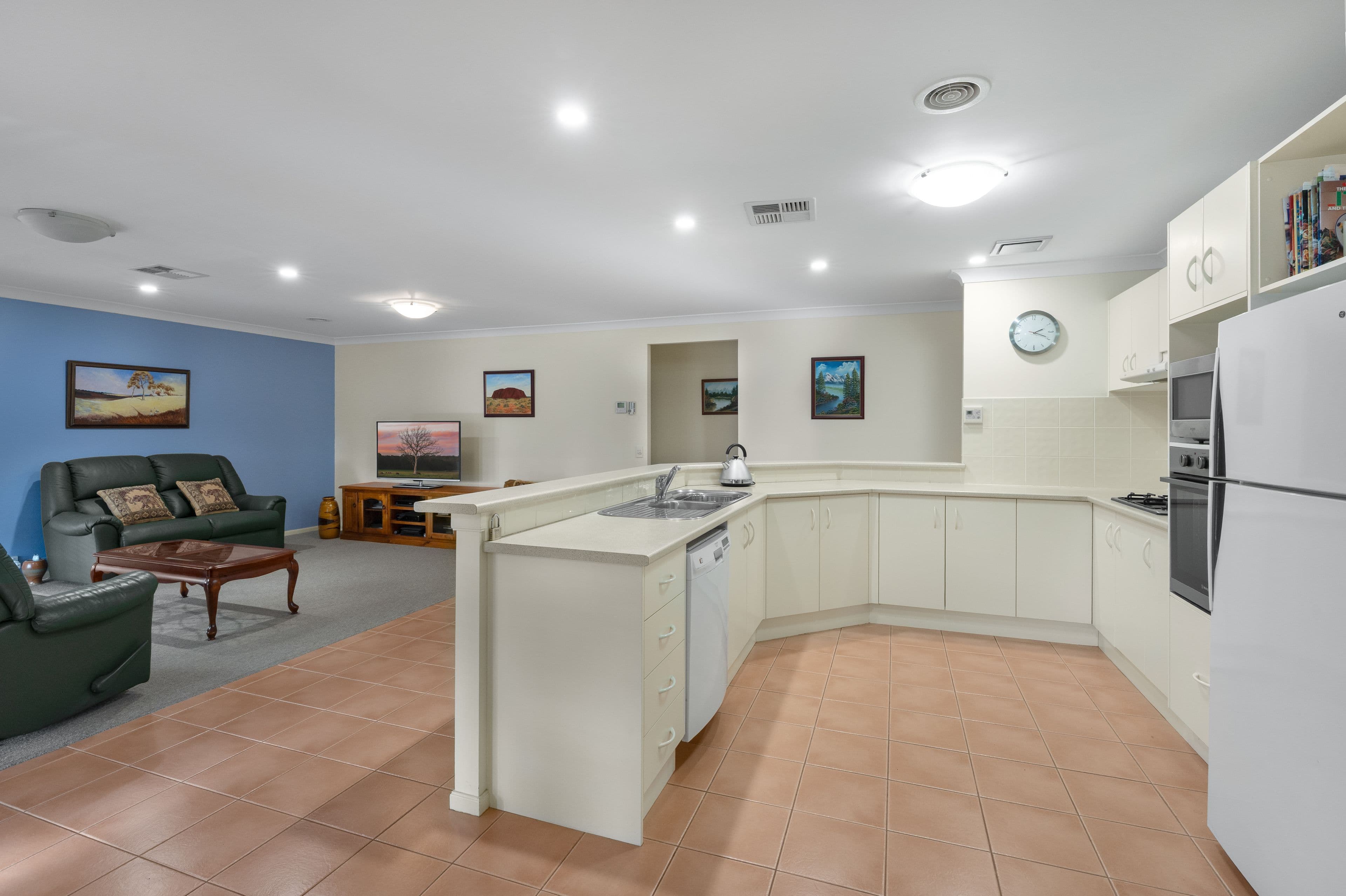 19 Bindar Crescent, Bundanoon NSW 2578, Bundanoon - Thumbnail 3