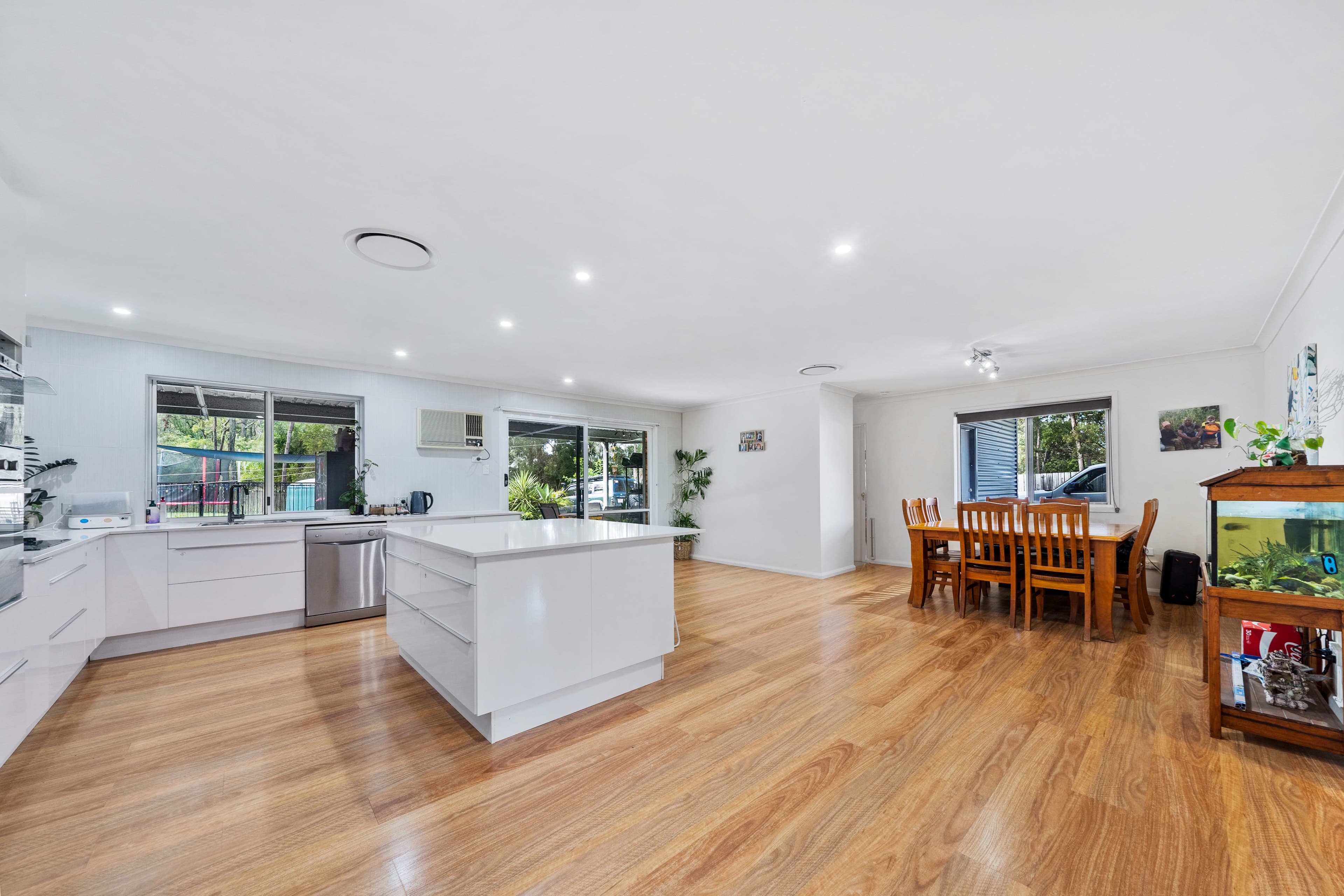 34 Ivanhoe Drive, Bethania QLD 4205, Bethania - Thumbnail 4