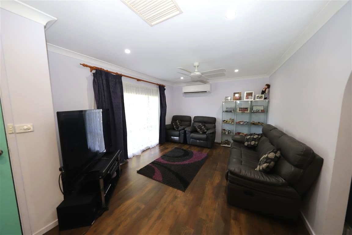 9 Blowering Road, Tumut NSW 2720, Tumut - Thumbnail 2