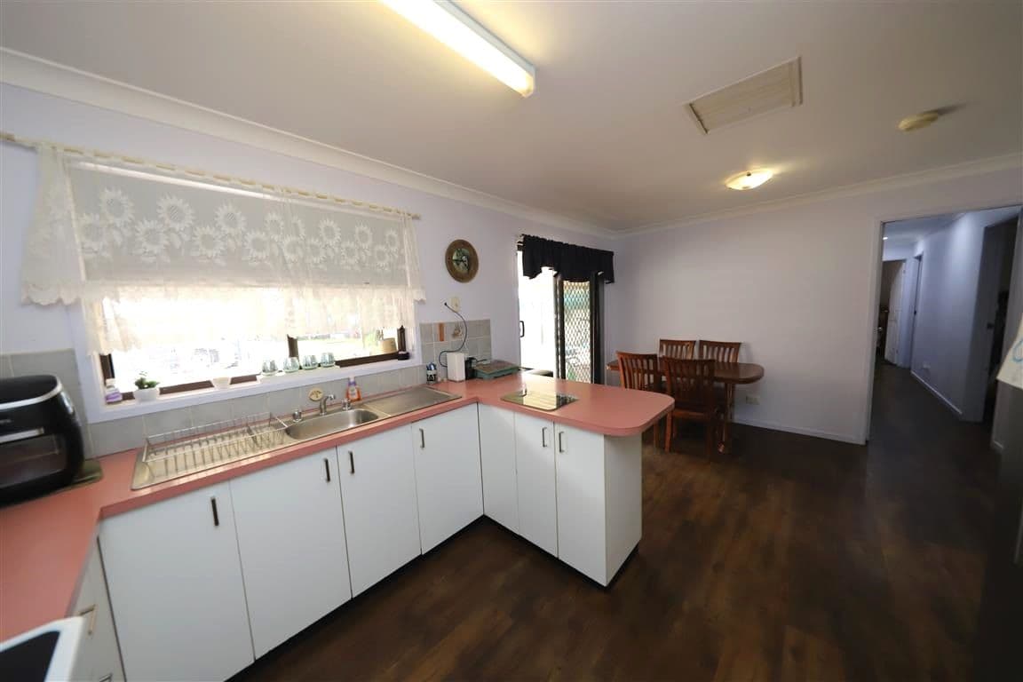 9 Blowering Road, Tumut NSW 2720, Tumut - Thumbnail 5