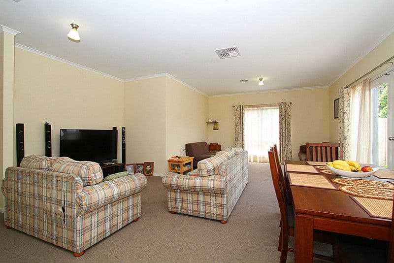 5 Aberdeen Street, RESERVOIR VIC 3073, Reservoir - Thumbnail 3