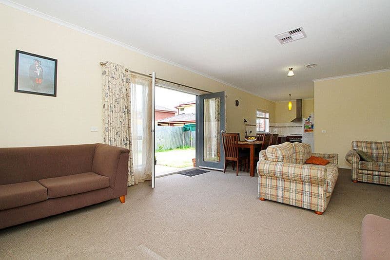 5 Aberdeen Street, RESERVOIR VIC 3073, Reservoir - Thumbnail 5