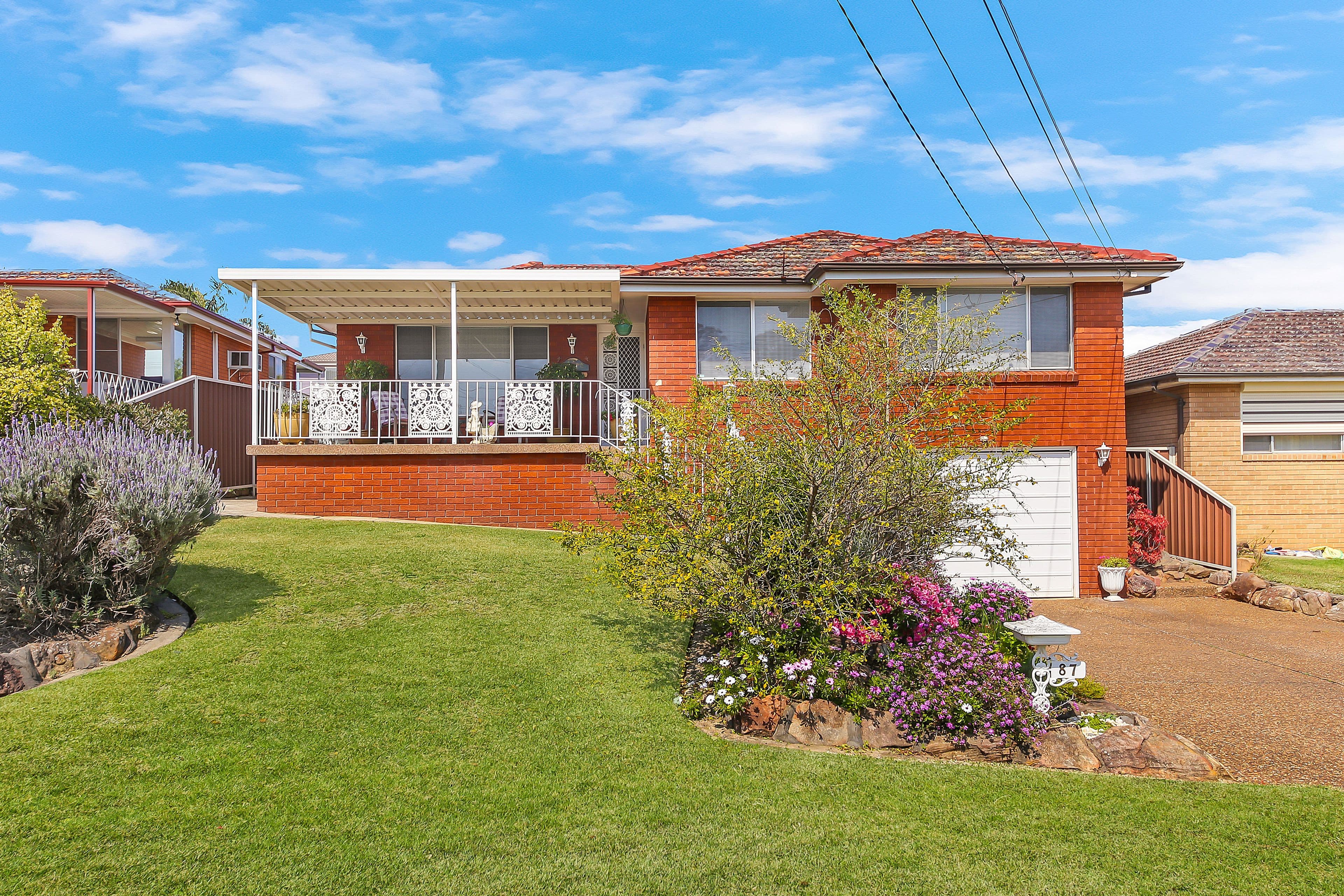 87 Oak Drive, Georges Hall - Image 1
