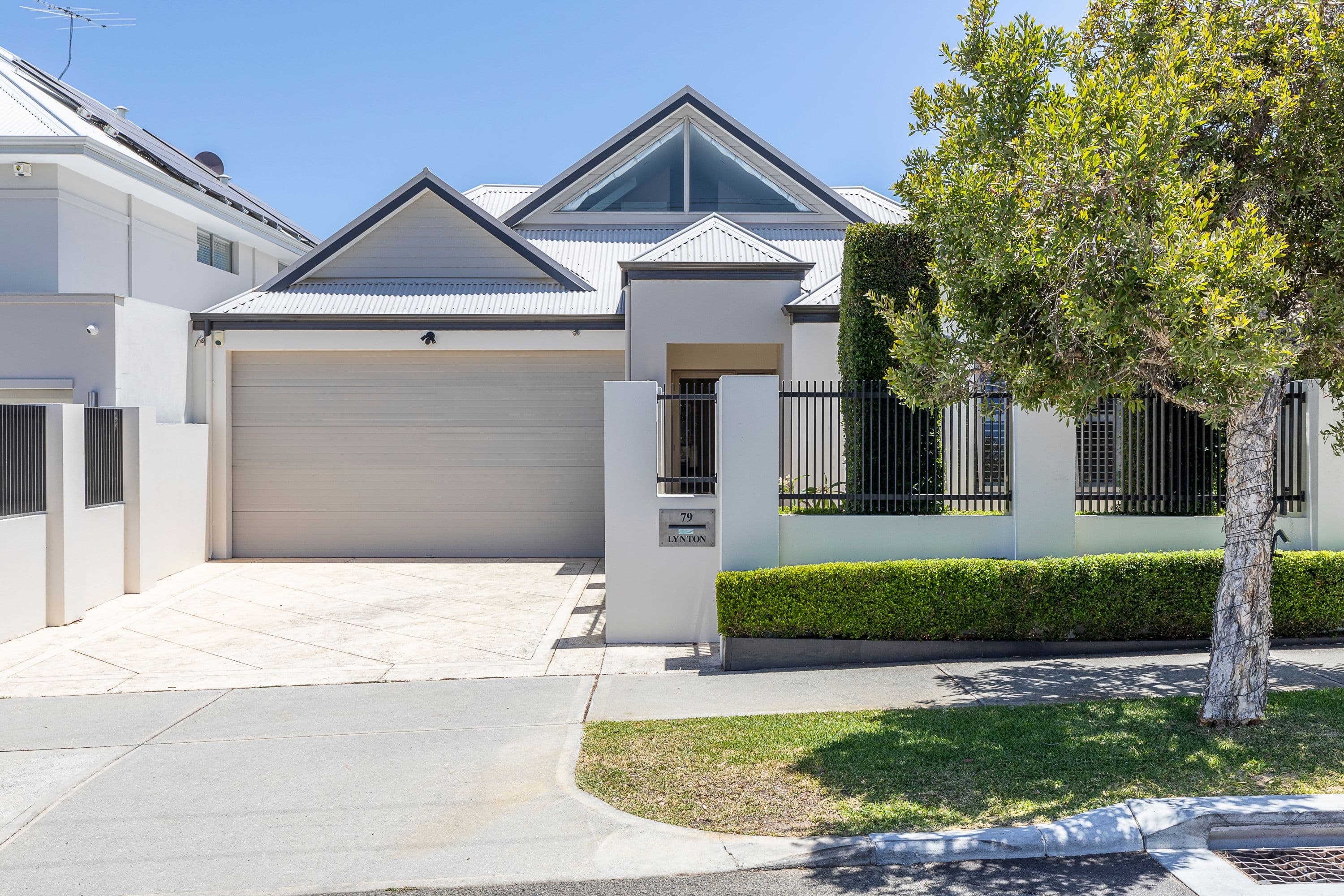 79 Lynton Street, Mount Hawthorn WA 6016, Mount Hawthorn - Thumbnail 2