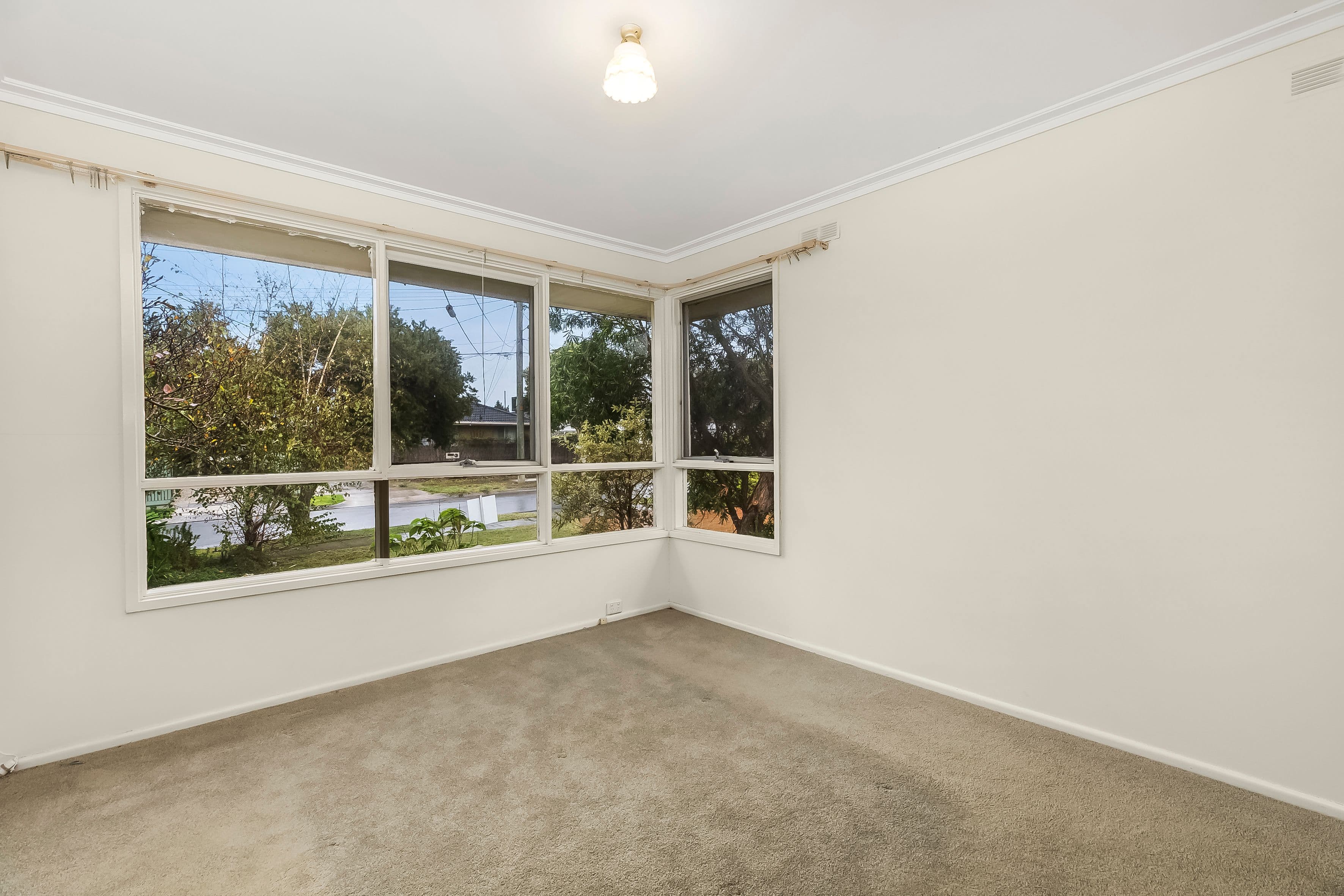 17 Blackwood Drive, Wheelers Hill VIC 3150, Wheelers Hill - Thumbnail 6