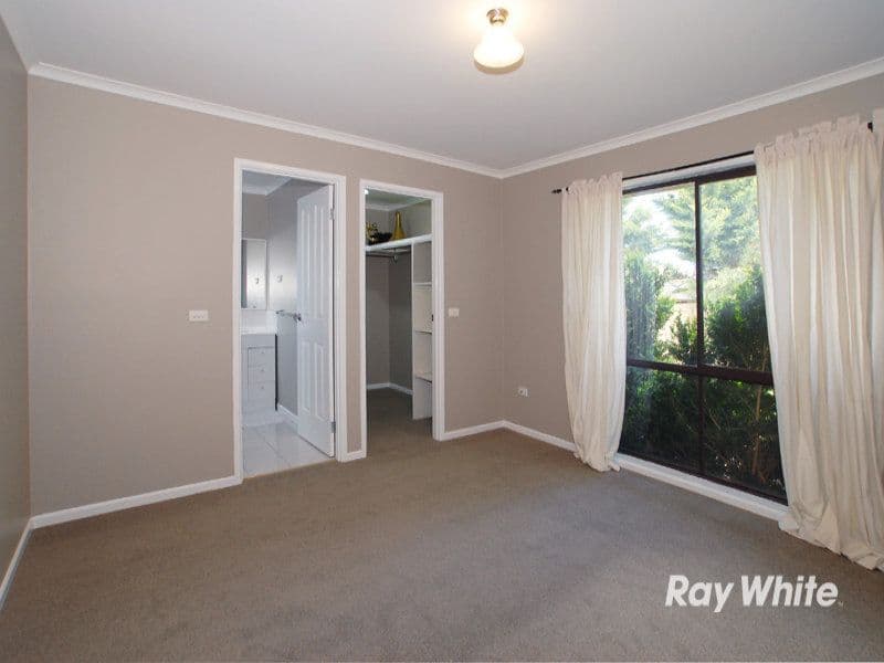 1 Saxonwood Drive, NARRE WARREN VIC 3805, Narre Warren - Thumbnail 7