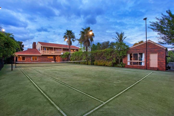 57 Deep Creek Drive, DONCASTER EAST VIC 3109, Doncaster East - Thumbnail 3