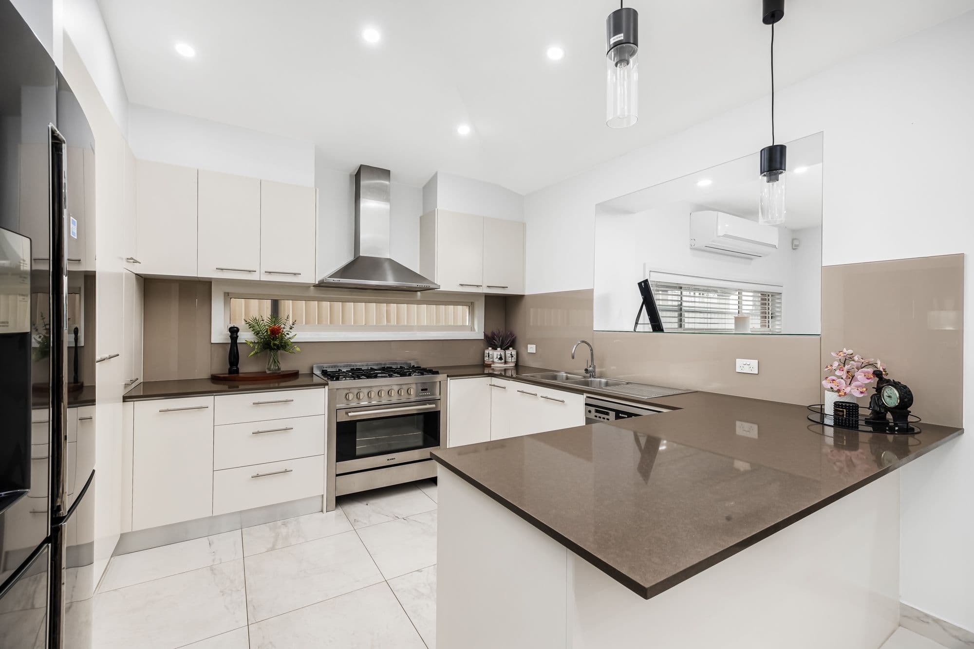 25 Fysh Avenue, Middleton Grange NSW 2171, Middleton Grange - Thumbnail 5