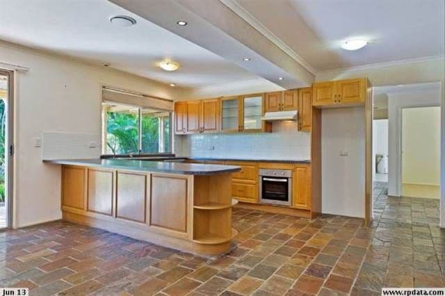 23 Vaughan Drive, ORMEAU QLD 4208, Ormeau - Thumbnail 3