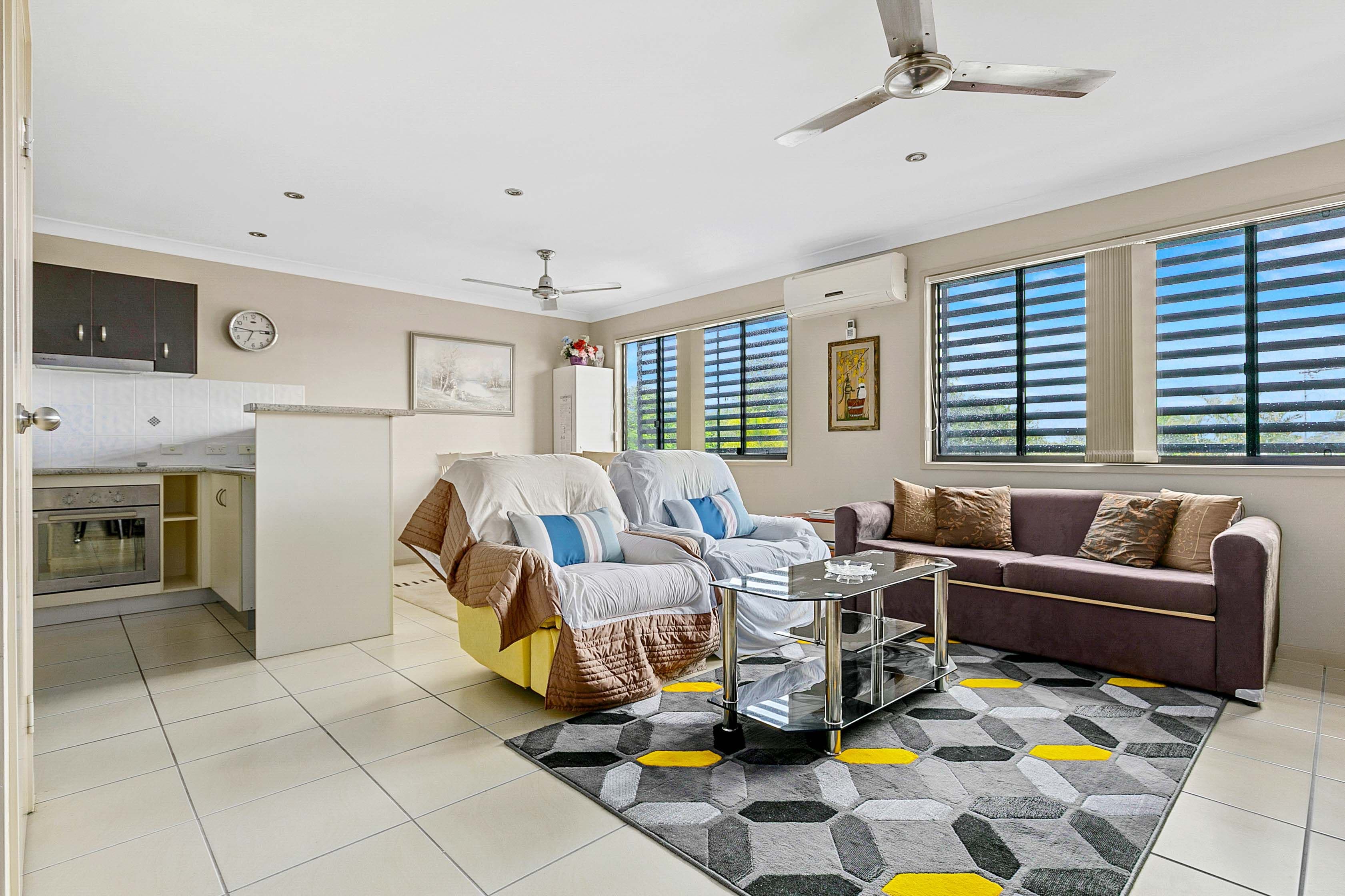 52 Shell Street, Urangan QLD 4655, Urangan - Thumbnail 5