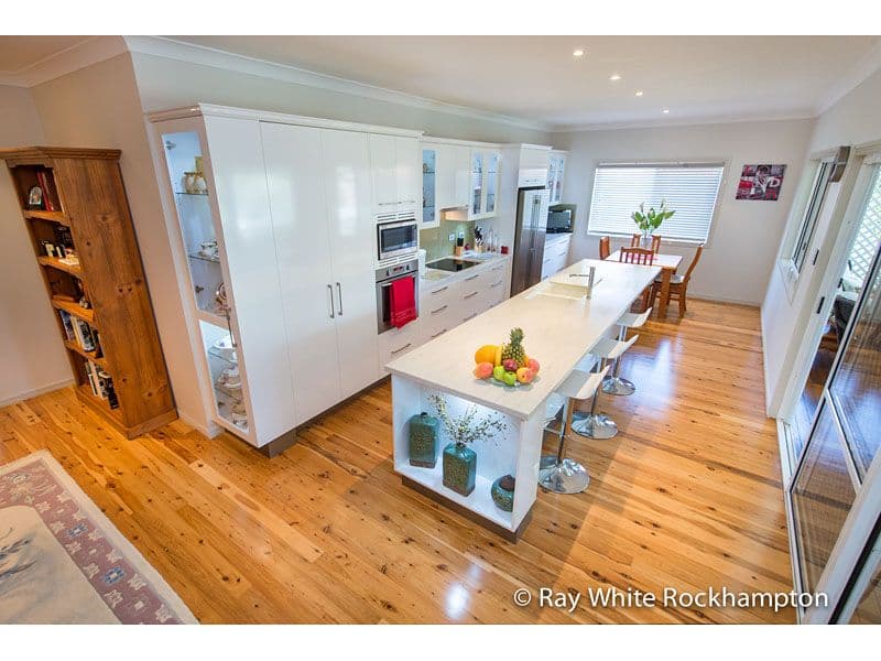 36 Agnew Avenue, NORMAN GARDENS QLD 4701, Norman Gardens - Image 1