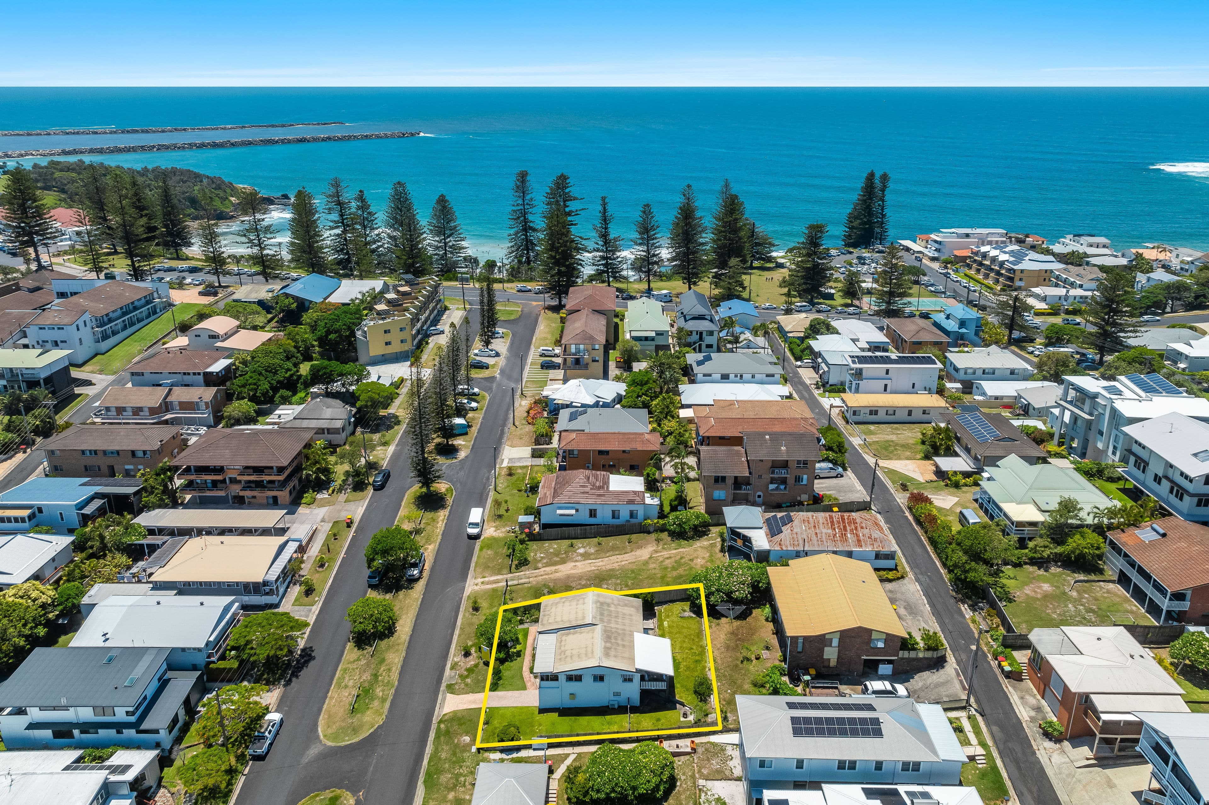 12 Beach Street, Yamba NSW 2464, Yamba - Image 1