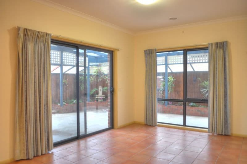12 Langley Street, WARRNAMBOOL VIC 3280, Warrnambool - Thumbnail 5