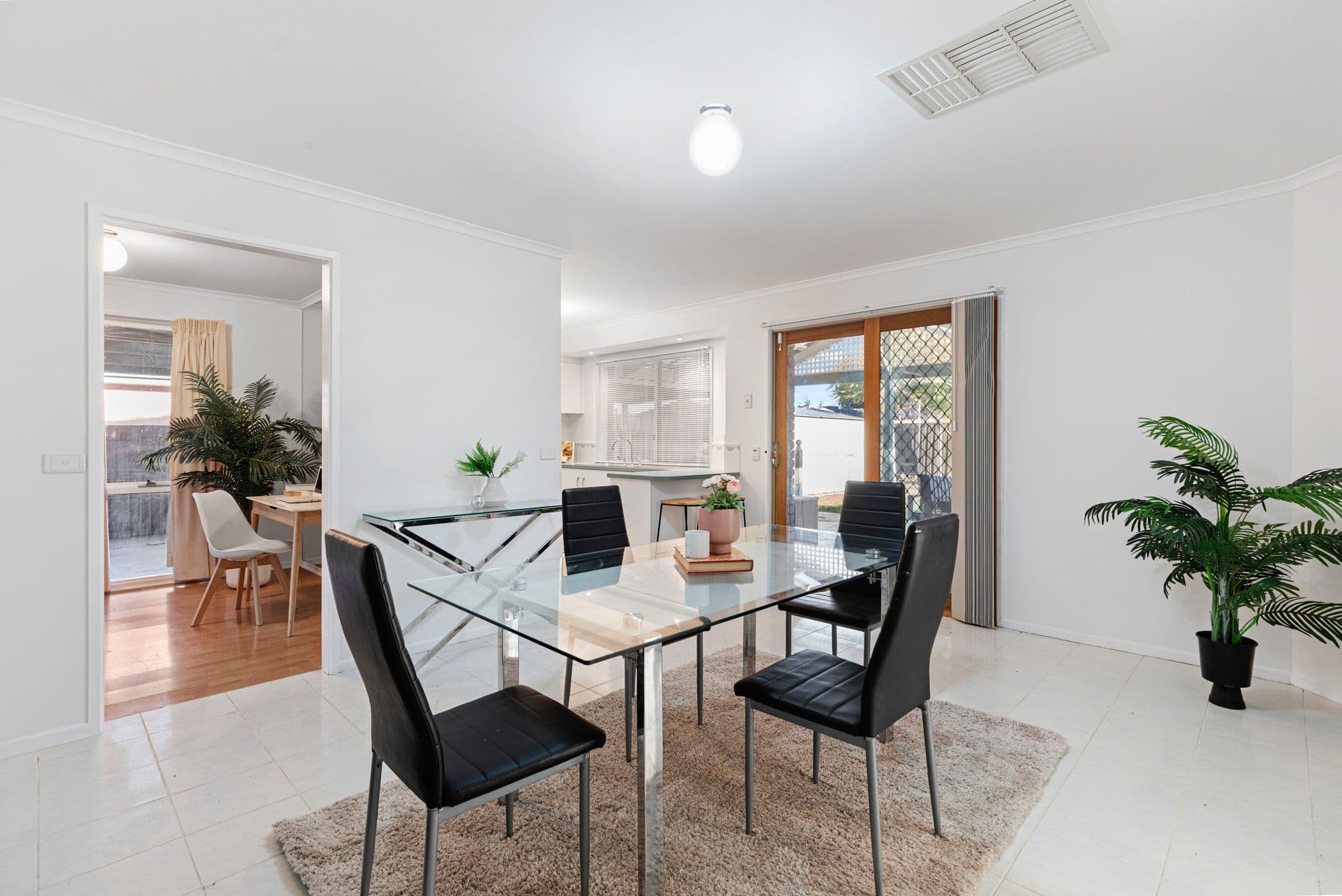 70 Iluka Drive, Werribee VIC 3030, Werribee - Thumbnail 4