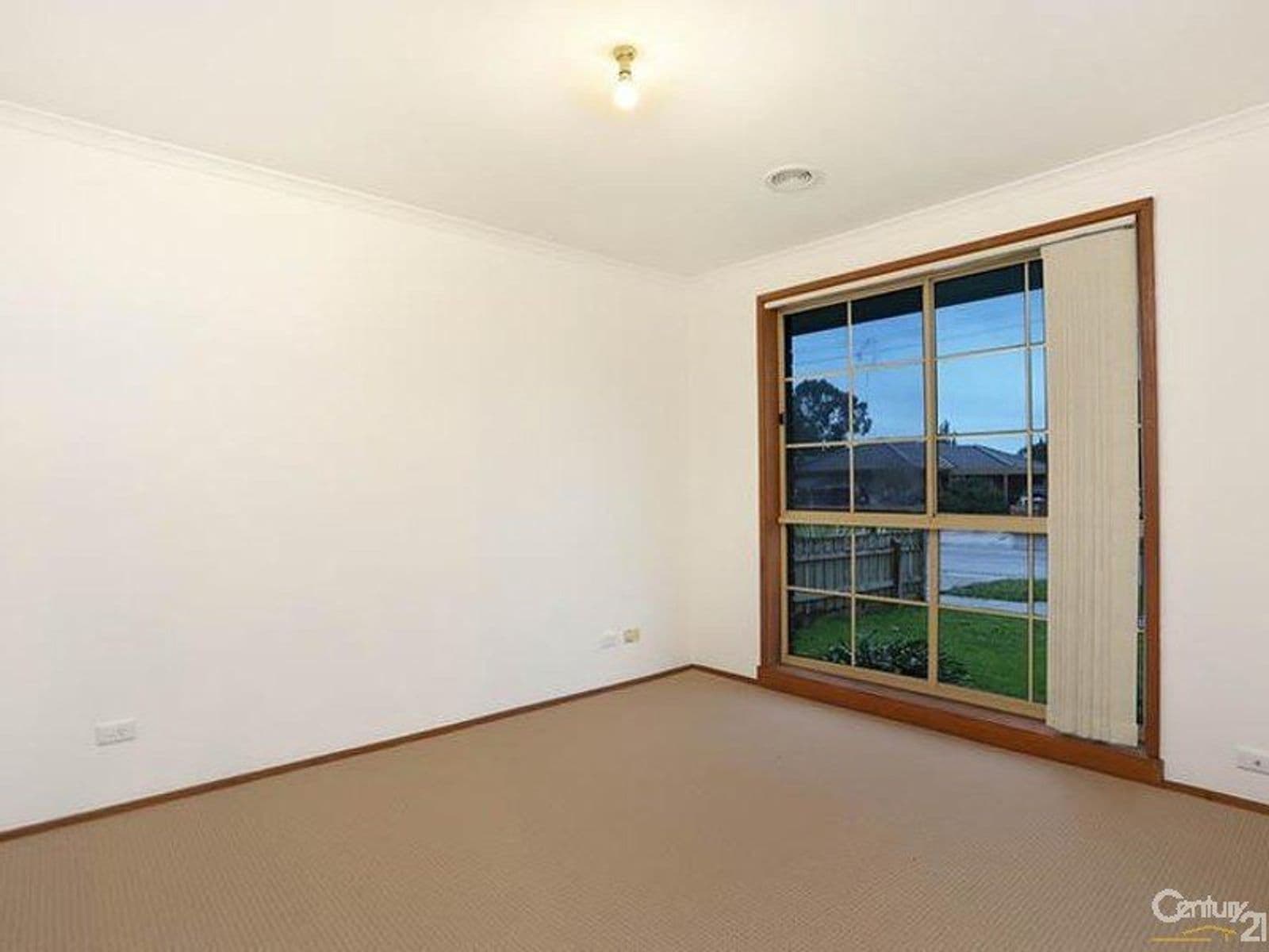 23 Glenbourne Road, Cranbourne - Thumbnail 8