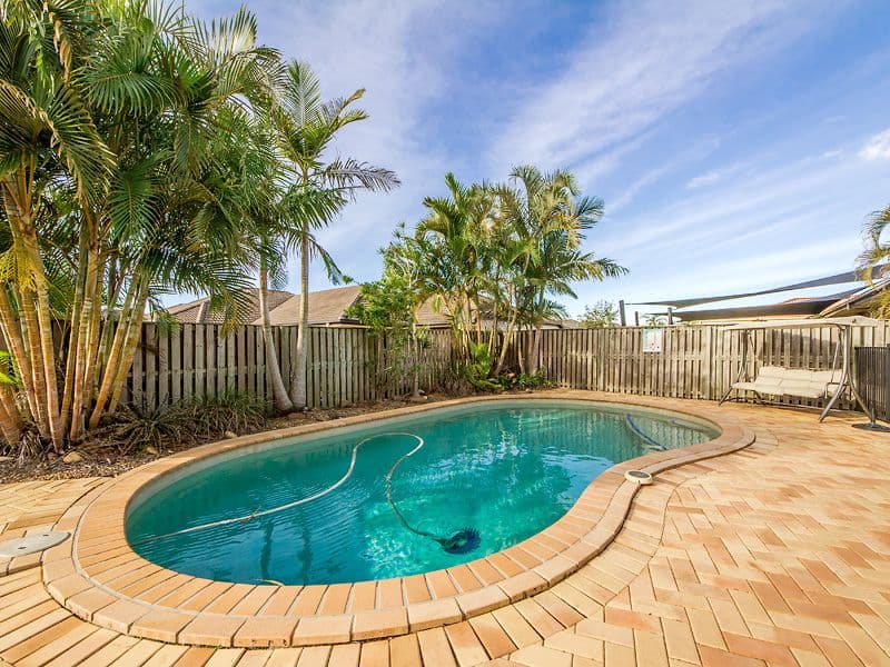 19 Eton Drive, Oxenford QLD 4210, Oxenford - Thumbnail 2