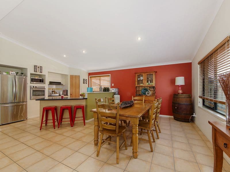 19 Eton Drive, Oxenford QLD 4210, Oxenford - Thumbnail 6