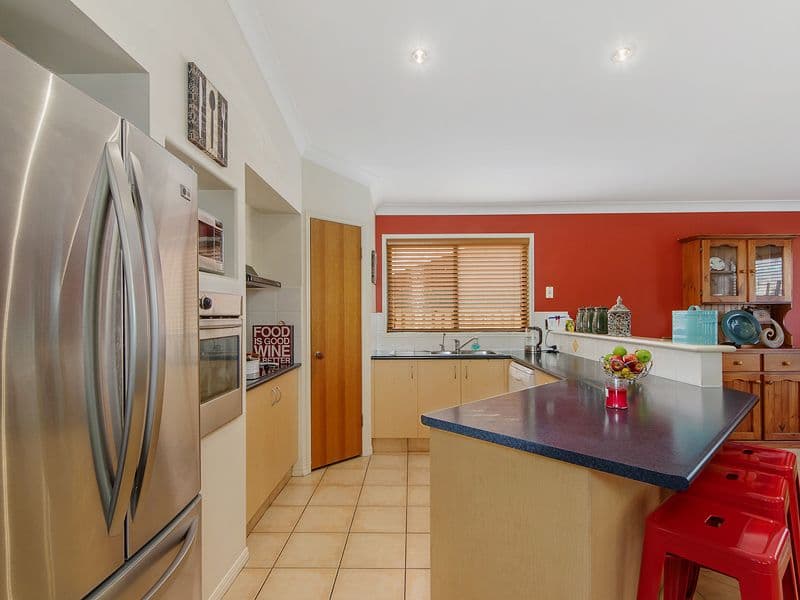 19 Eton Drive, Oxenford QLD 4210, Oxenford - Thumbnail 8