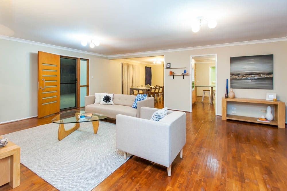 62 Wishart Road, UPPER MOUNT GRAVATT QLD 4122, Upper Mount Gravatt - Thumbnail 2