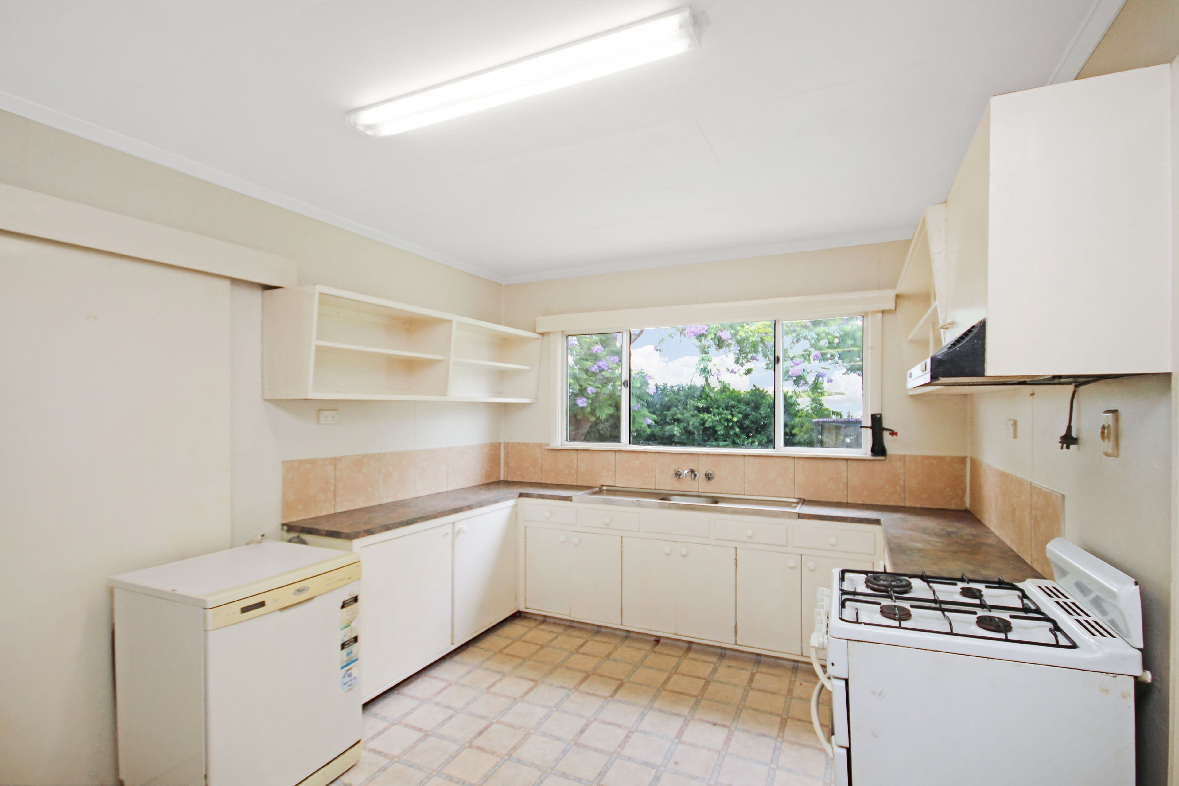 176 Mawsons Road, Beerwah QLD 4519, Beerwah - Thumbnail 2
