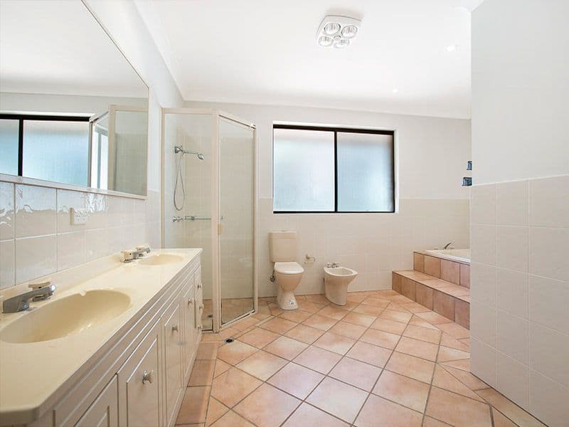 85 Siandra Drive, KAREELA NSW 2232, Kareela - Thumbnail 2