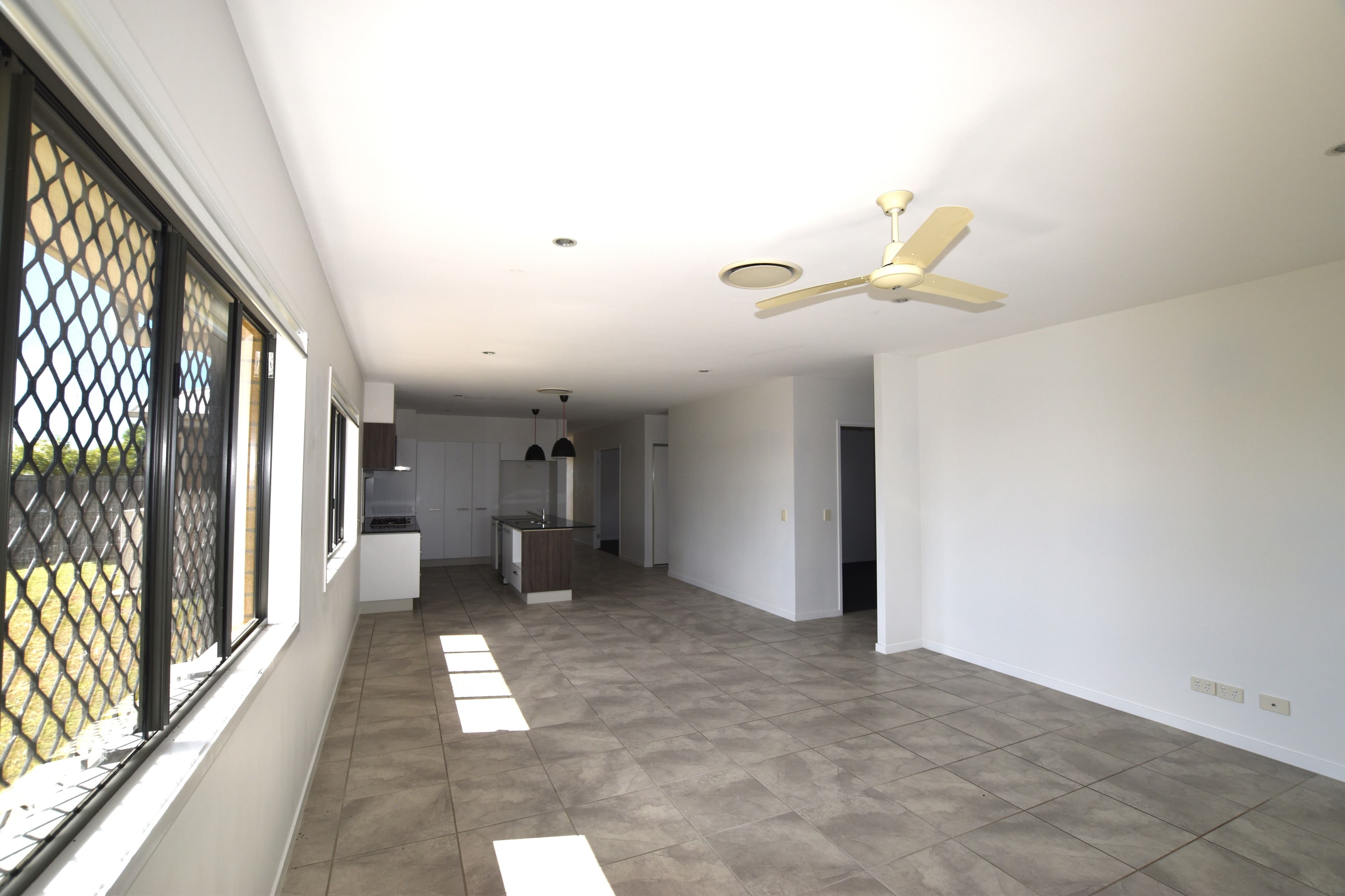 10 Keeling Court, New Auckland QLD 4680, New Auckland - Thumbnail 4