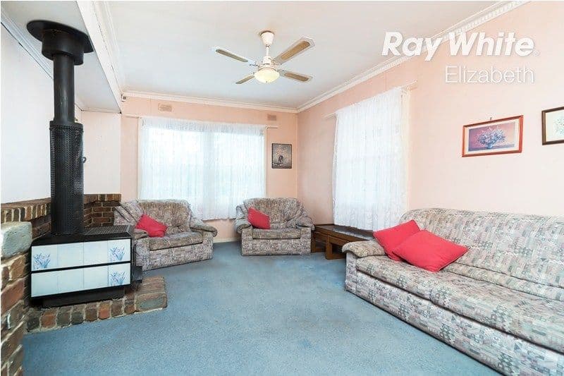 17 Bloomfield Crescent, Elizabeth Downs SA 5113, Elizabeth Downs - Thumbnail 4