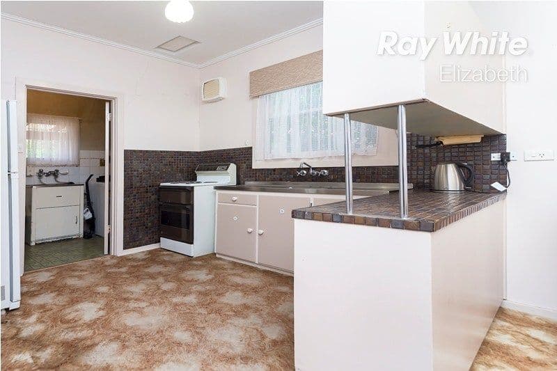 17 Bloomfield Crescent, Elizabeth Downs SA 5113, Elizabeth Downs - Thumbnail 6