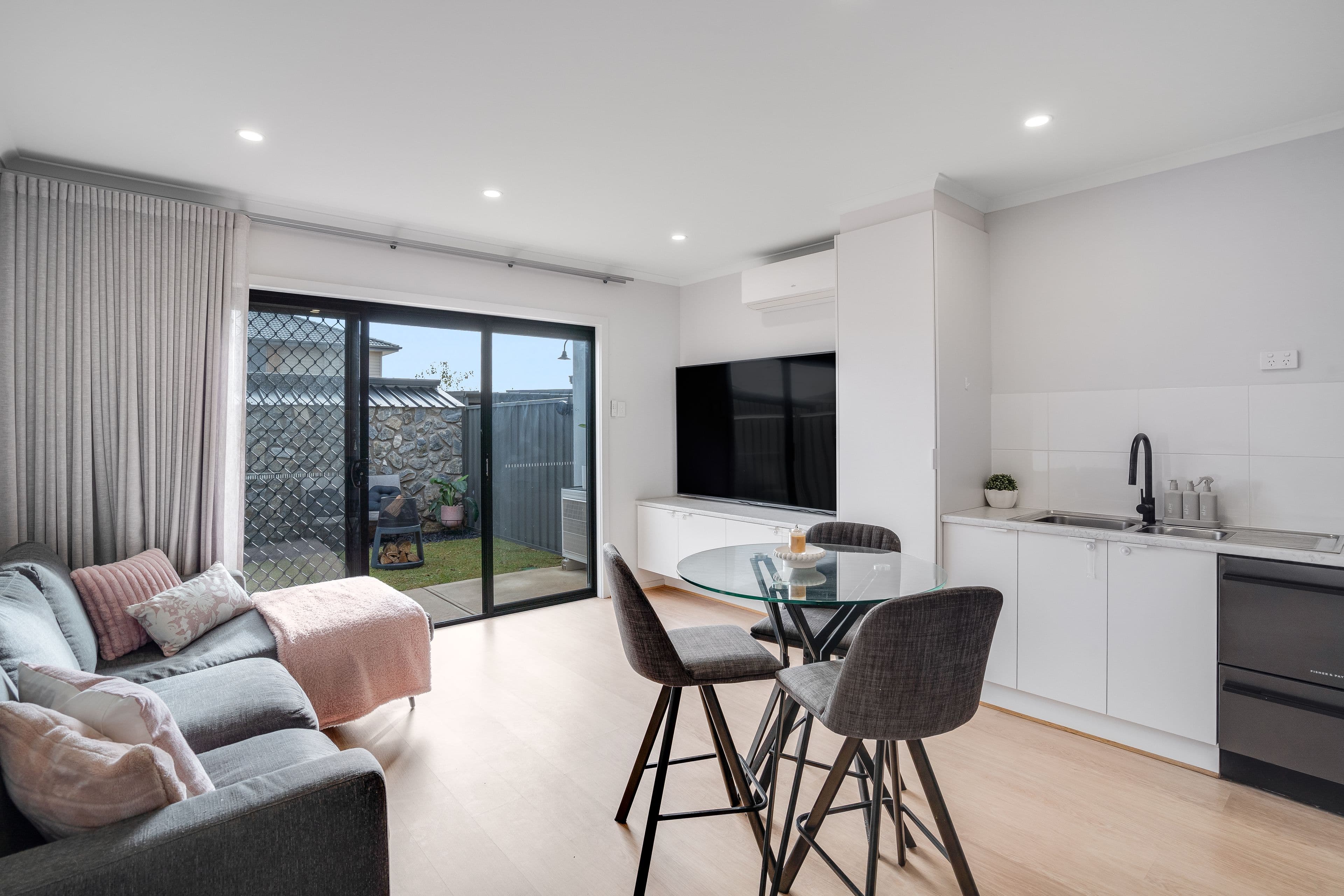 50 Broadwater Place, Blakeview SA 5114, Blakeview - Thumbnail 2