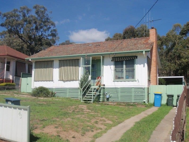 43 Chisholm Crescent, SEYMOUR VIC 3660, Seymour - Image 1