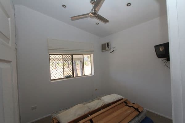 205 Balgal Beach Road, BALGAL BEACH QLD 4816, Balgal Beach - Thumbnail 3