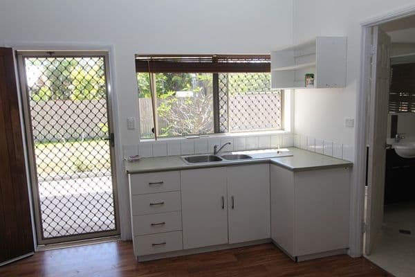 205 Balgal Beach Road, BALGAL BEACH QLD 4816, Balgal Beach - Thumbnail 4