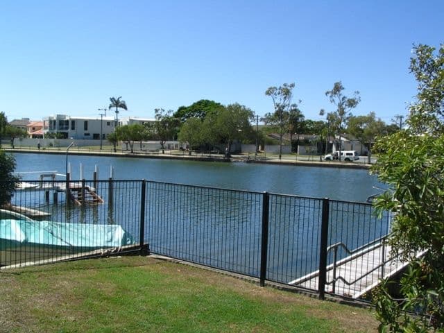 22 Vaggelas Crescent, BIGGERA WATERS QLD 4216, Biggera Waters - Image 1