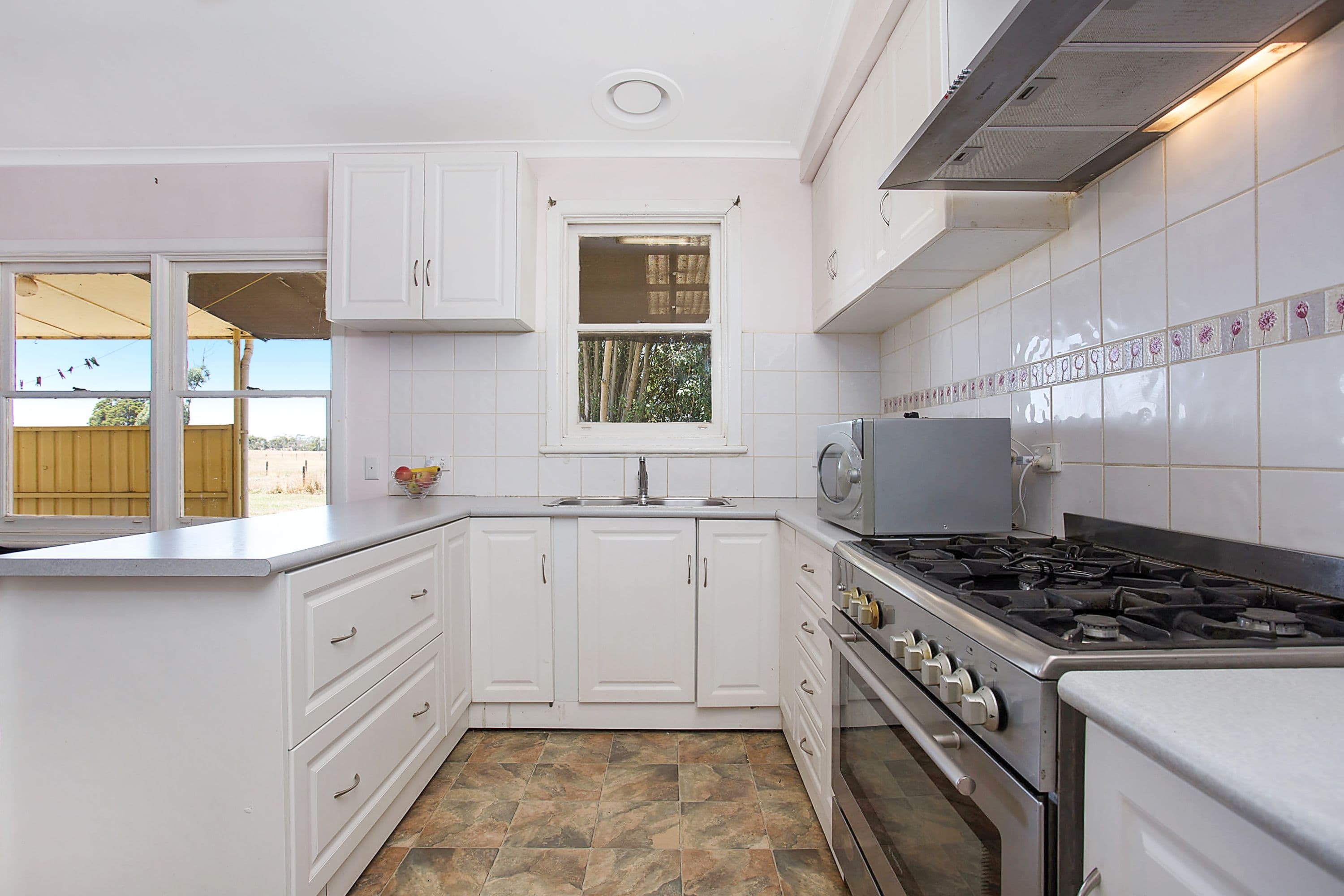 111 Soundrys Road, Elingamite VIC 3266, Elingamite - Thumbnail 4