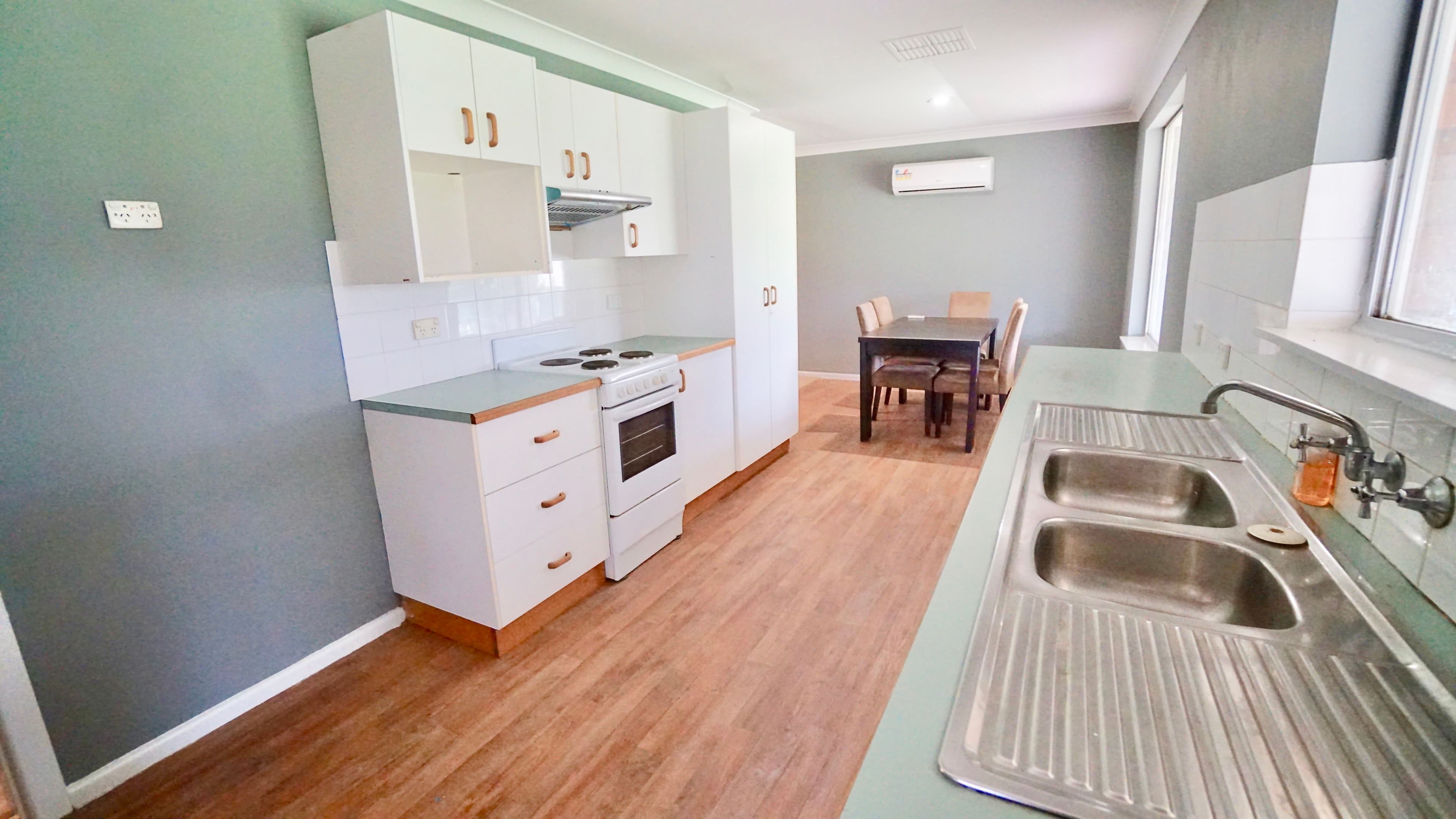 8 Belah Street, Forbes NSW 2871, Forbes - Thumbnail 2