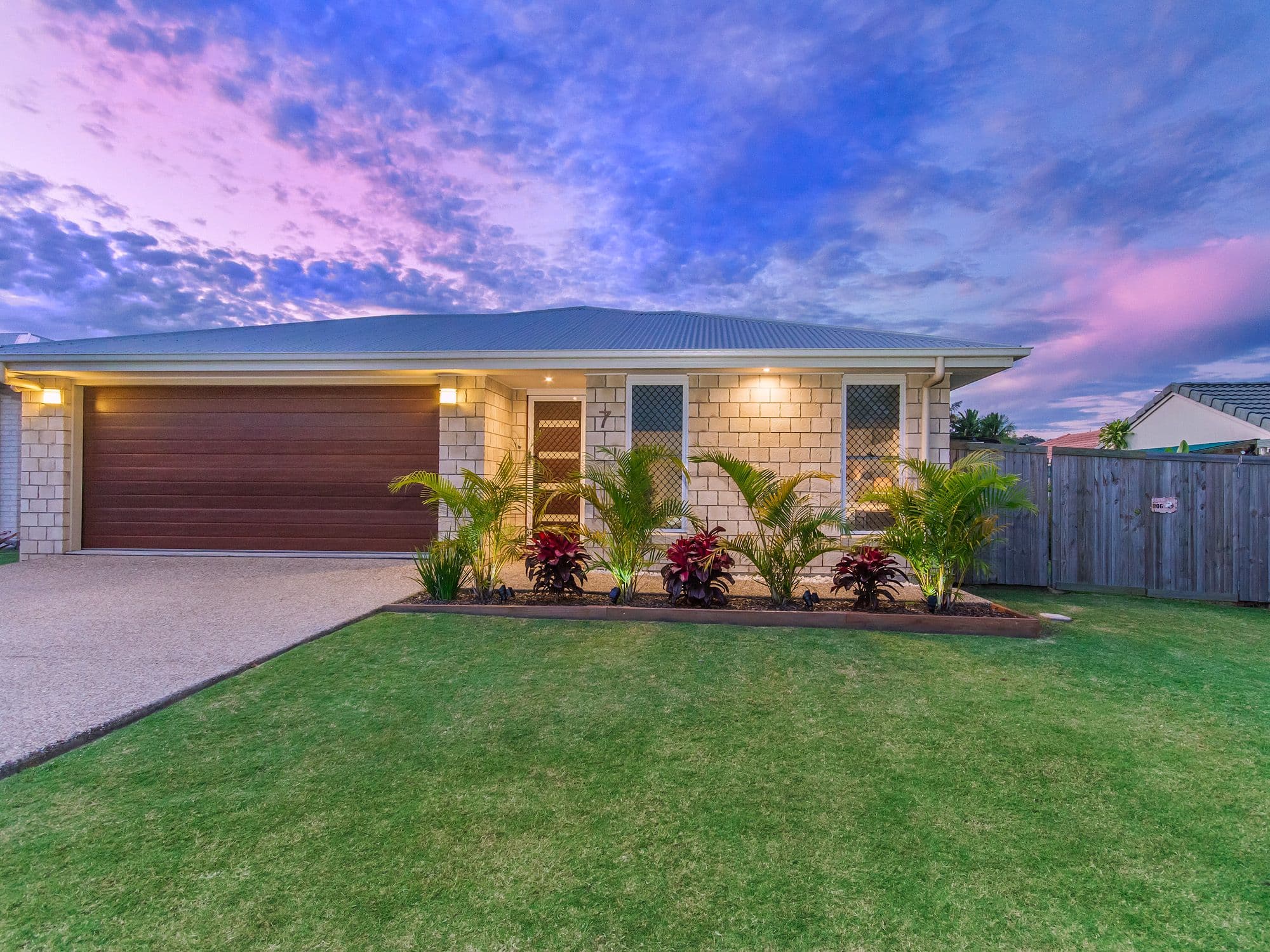 7 Roseapple Circuit, Oxenford QLD 4210, Oxenford - Thumbnail 2